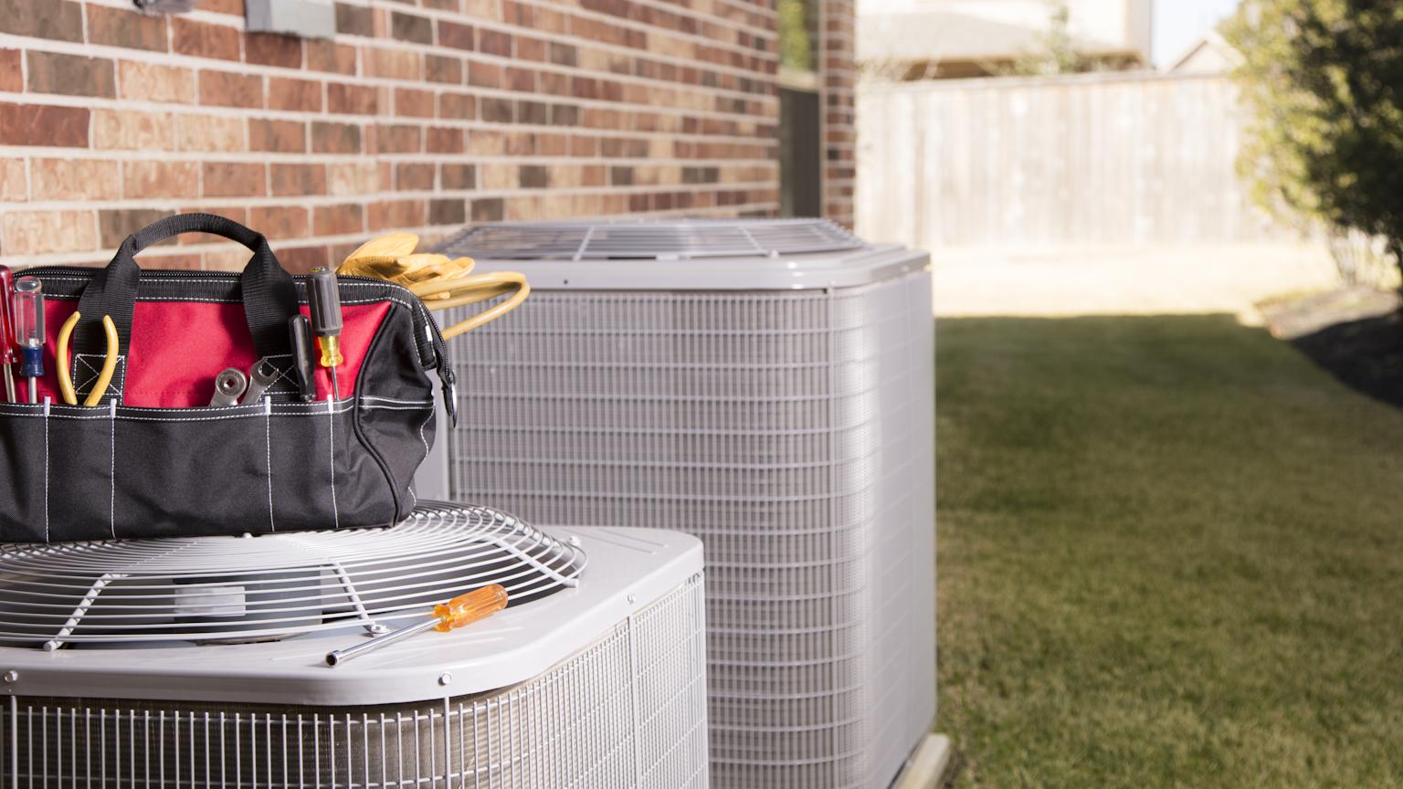 Expert heat pump installation service by professionals in Portland & Vancouver